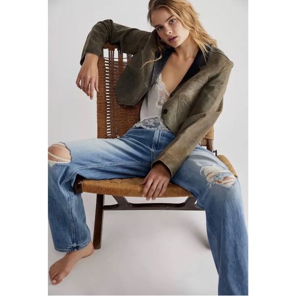New Mother High Waist Study Hover Straight Leg Jeans Size 28